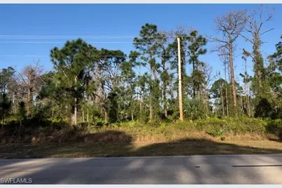 458 Columbus Blvd S, Lehigh Acres, FL 33974 - Photo 6