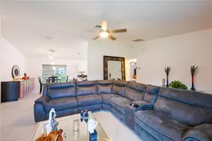 725 Grove Dr, Naples, FL 34120 - Photo 4