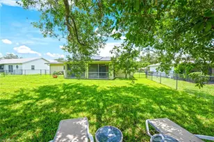 725 Grove Dr, Naples, FL 34120 - Photo 26