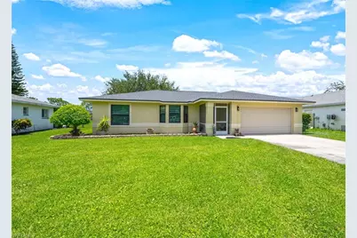 725 Grove Dr, Naples, FL 34120 - Photo 1