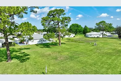 26 Pinewood Blvd, Lehigh Acres, FL 33936 - Photo 28