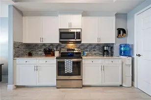 2797 First St, Fort Myers, FL 33916 - Photo 10