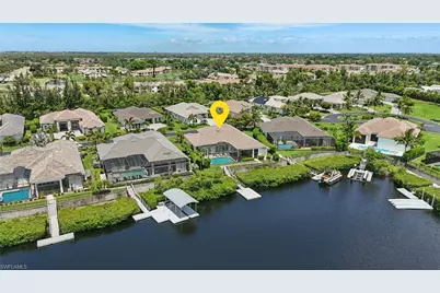 17218 Hidden Estates Cir, Fort Myers, FL 33908 - Photo 2