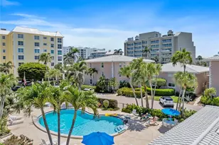 1910 Gulf Shore Blvd N, Naples, FL 34102 - Photo 24