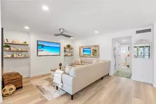 1910 Gulf Shore Blvd N, Naples, FL 34102 - Photo 8