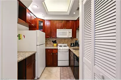 3323 Olympic Dr #724, Naples, FL 34105 - Photo 6
