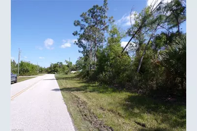 12067 Van Lenten Blvd, Port Charlotte, FL 33981 - Photo 8