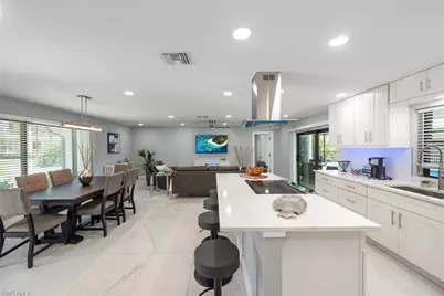 52 Fairview Blvd, Fort Myers Beach, FL 33931 - Photo 10