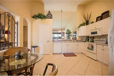 3048 Horizon Ln #1104, Naples, FL 34109 - Photo 6