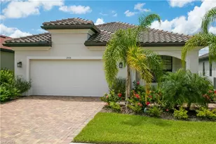 1555 Marton Ct, Naples, FL 34113 - Photo 2