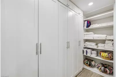 725 Old Trail Dr, Naples, FL 34103 - Photo 16