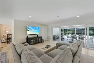 725 Old Trail Dr, Naples, FL 34103 - Photo 6