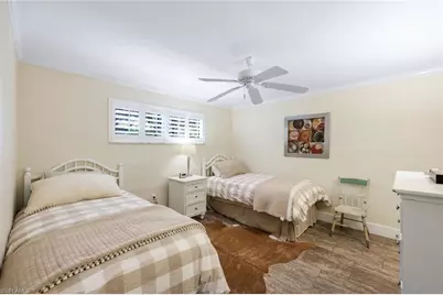 725 Old Trail Dr, Naples, FL 34103 - Photo 20