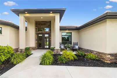 16630 Willow Point Ct, Alva, FL 33920 - Photo 4