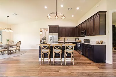 16630 Willow Point Ct, Alva, FL 33920 - Photo 12