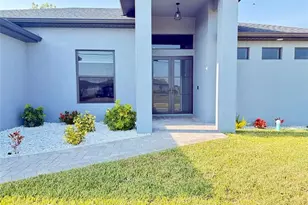 1719 NW 15th St, Cape Coral, FL 33993 - Photo 2