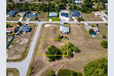 2723 NE 22nd Pl, Cape Coral, FL 33909 - Photo 2