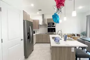 8016 Oakleaf Cir, Labelle, FL 33935 - Photo 4