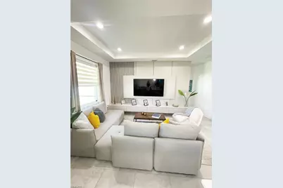 8016 Oakleaf Cir, Labelle, FL 33935 - Photo 12