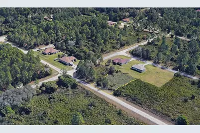 1114 Rachel St E, Lehigh Acres, FL 33974 - Photo 4