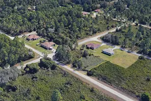 1114 Rachel St E, Lehigh Acres, FL 33974 - Photo 4