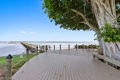 819 James St, Fort Myers, FL 33916 - Photo 16