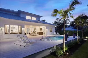 375 Wedge Dr, Naples, FL 34103 - Photo 32