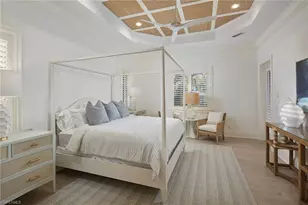 375 Wedge Dr, Naples, FL 34103 - Photo 16