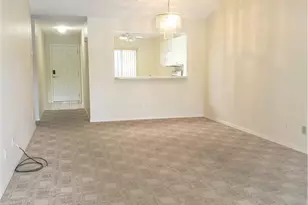 240 Timber Lake Cir, Naples, FL 34104 - Photo 6