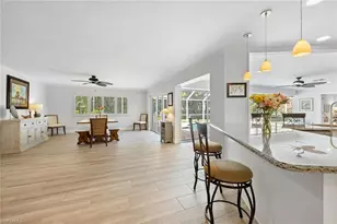 636 Park Shore Dr, Naples, FL 34103 - Photo 10