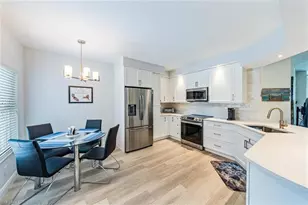 6914 Satinleaf Rd N, Naples, FL 34109 - Photo 8