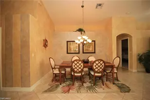 2322 Butterfly Palm Dr, Naples, FL 34119 - Photo 4