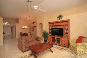 2322 Butterfly Palm Dr, Naples, FL 34119 - Photo 14