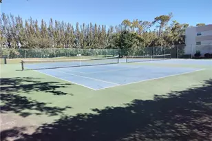 501 Forest Lakes Blvd, Naples, FL 34105 - Photo 4