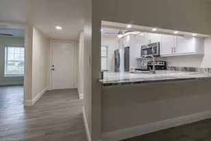 2566 Kings Lake Blvd, Naples, FL 34112 - Photo 4