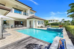 875 Wedge Dr, Naples, FL 34103 - Photo 24