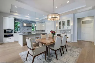 875 Wedge Dr, Naples, FL 34103 - Photo 12