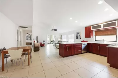 648 96th Ave N, Naples, FL 34108 - Photo 4