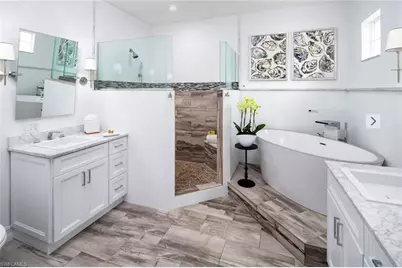 846 9th Ave S #104, Naples, FL 34102 - Photo 8