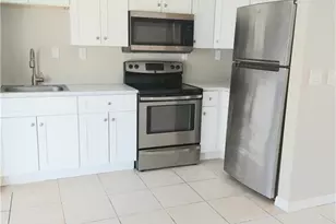 11310 Linda Loma Dr, Fort Myers, FL 33908 - Photo 10
