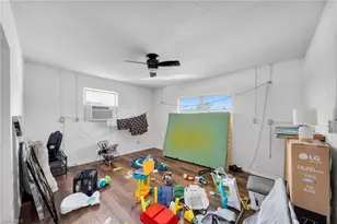 14260 McGregor Blvd, Fort Myers, FL 33919 - Photo 18