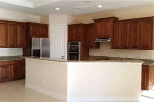 10153 Avalon Lake Cir, Fort Myers, FL 33913 - Photo 6