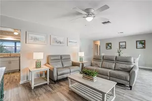 1101 SE 37th St, Cape Coral, FL 33904 - Photo 8