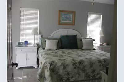 613 SE 21st St, Cape Coral, FL 33990 - Photo 6