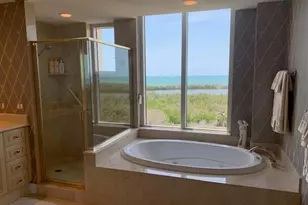 6597 Nicholas Blvd, Naples, FL 34108 - Photo 22