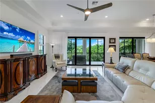 2488 Breakwater Wy, Naples, FL 34112 - Photo 4