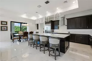 2488 Breakwater Wy, Naples, FL 34112 - Photo 6