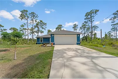 27433 Las Lomas Dr, Punta Gorda, FL 33955 - Photo 2