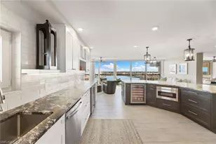 4031 Gulf Shore Blvd N, Naples, FL 34103 - Photo 16