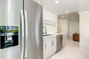 21 Casa Mar Ln, Naples, FL 34103 - Photo 6